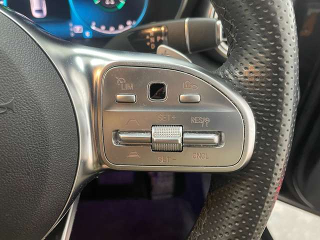 メルセデスベンツ Ｃクラス Ｃ２００ ローレウス エディション （ＢＳＧ搭載モデル） スポーツプラスパッケージ R2年 (関東) 99