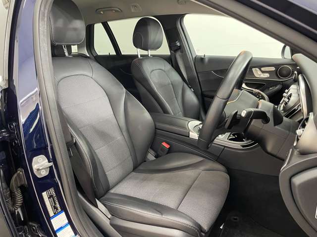 メルセデスベンツ Ｃクラスワゴン Ｃ２００ ローレウス エディション （ＢＳＧ搭載モデル） R1年 (関東) 99