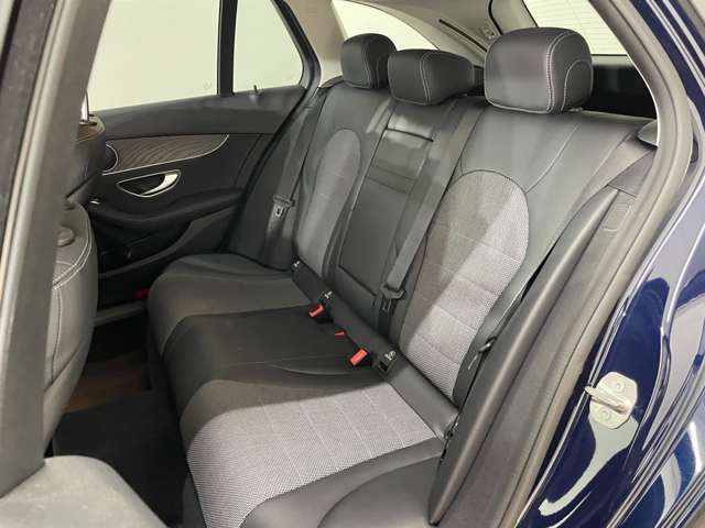 メルセデスベンツ Ｃクラスワゴン Ｃ２００ ローレウス エディション （ＢＳＧ搭載モデル） R1年 (関東) 99