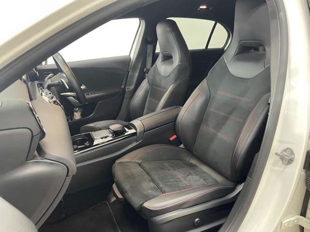 メルセデスベンツ Ａクラス Ａ２００Ｄ ＡＭＧライン ディーゼルターボ R1年 (関東) 99