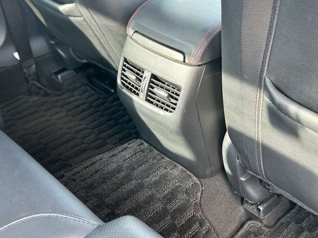 マツダ アテンザ　セダン ２．２ ＸＤ Ｌパッケージ ディーゼルターボ H25年 (九州・沖縄) 99