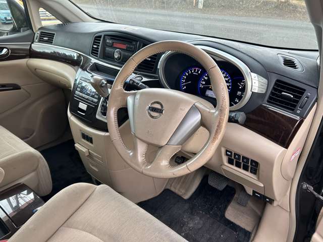 日産 エルグランド ２．５ ２５０ＸＧ H24年 (九州・沖縄) 99