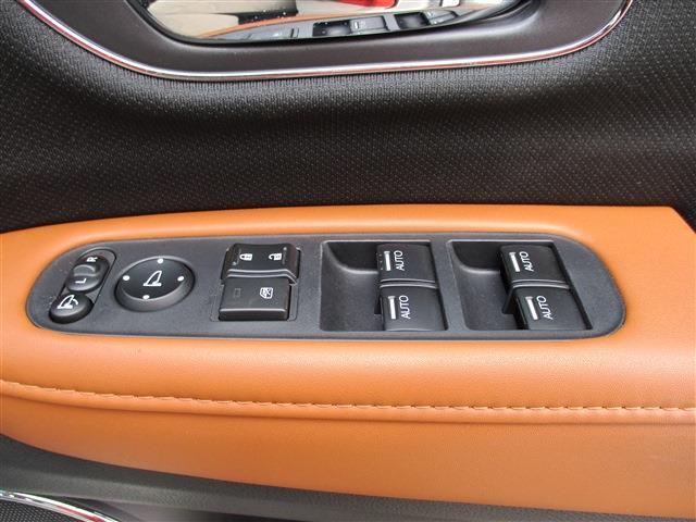 ホンダ ヴェゼル １．５ ハイブリッド Ｚ H27年 (東北) 99