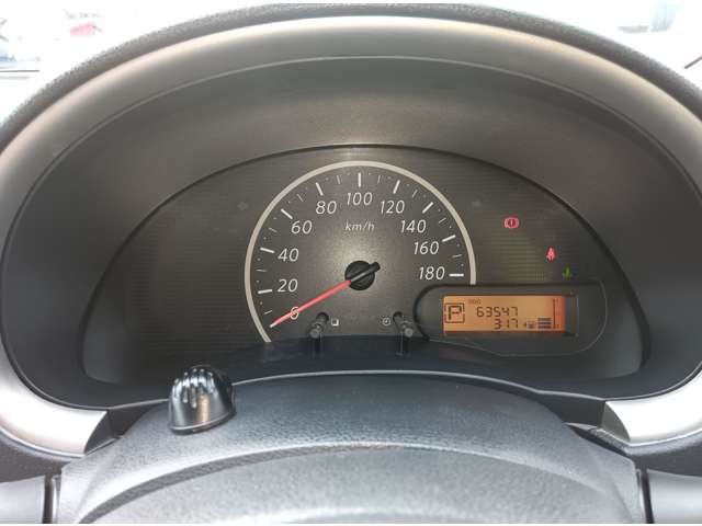 日産 マーチ １．２ Ｘ H25年 (東北) 99