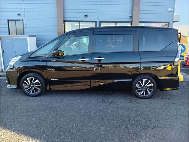 日産 セレナ １．２ Ｅ－ＰＯＷＥＲ ハイウェイスター Ｖ R1年 (東北) 99
