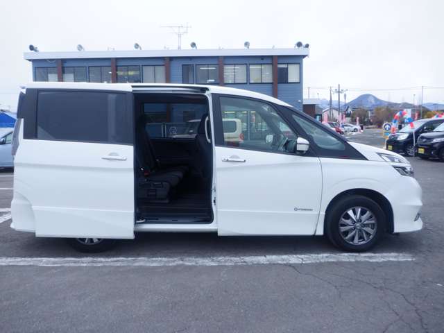 日産 セレナ １．２ Ｅ－ＰＯＷＥＲ ハイウェイスター Ｖ R1年 (東北) 99