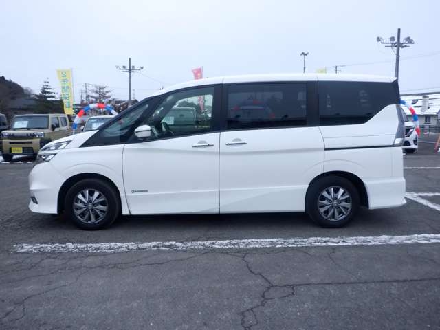 日産 セレナ １．２ Ｅ－ＰＯＷＥＲ ハイウェイスター Ｖ R1年 (東北) 99