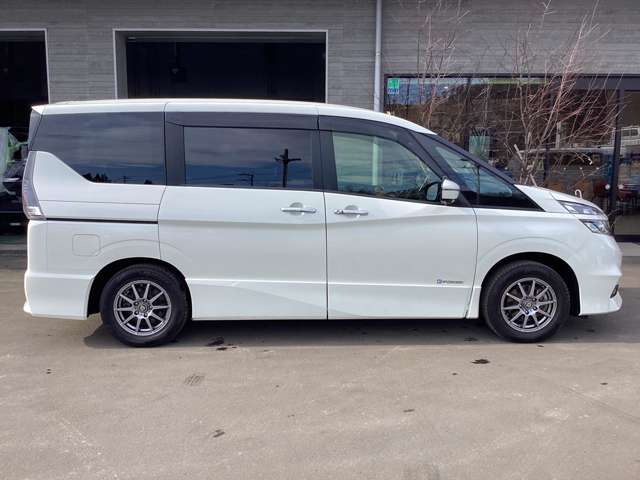 日産 セレナ １．２ Ｅ－ＰＯＷＥＲ ハイウェイスター Ｖ H30年 (東北) 99
