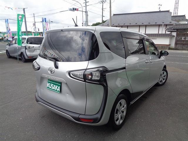 トヨタ シエンタ １．５ Ｘ R3年 (東北) 99