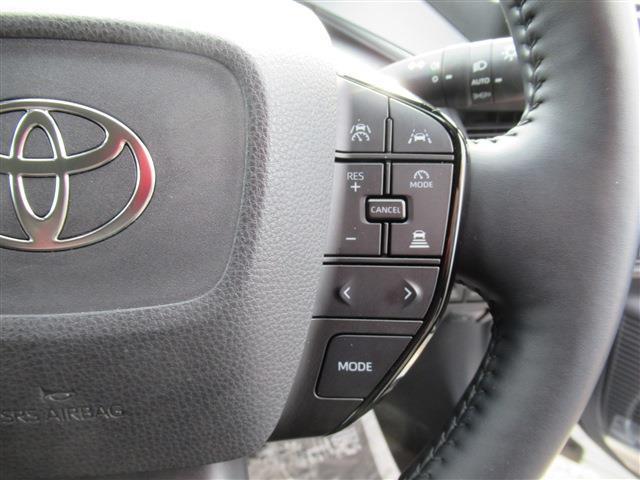 トヨタ プリウス ２．０ Ｚ Ｅ－ＦＯＵＲ ４ＷＤ R5年 (東北) 99