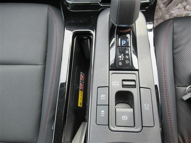 トヨタ プリウス ２．０ Ｚ Ｅ－ＦＯＵＲ ４ＷＤ R5年 (東北) 99