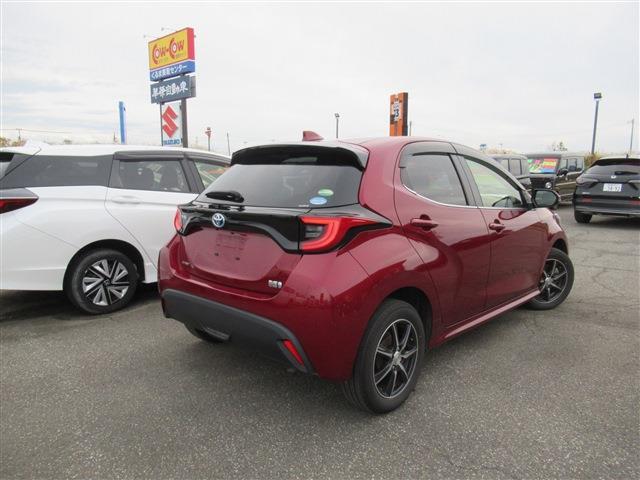 トヨタ ヤリス １．５ ハイブリッド Ｚ Ｅ－ＦＯＵＲ ４ＷＤ R2年 (東北) 99