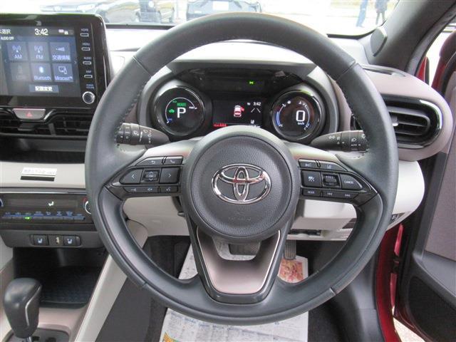トヨタ ヤリス １．５ ハイブリッド Ｚ Ｅ－ＦＯＵＲ ４ＷＤ R2年 (東北) 99