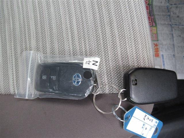 トヨタ ヤリス １．５ ハイブリッド Ｚ Ｅ－ＦＯＵＲ ４ＷＤ R2年 (東北) 99