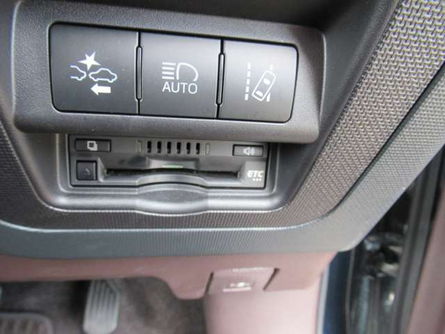 トヨタ スペイド １．５ Ｙ ４ＷＤ H30年 (東北) 99