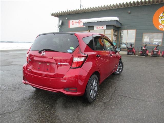 日産 ノート １．２ Ｅ－ＰＯＷＥＲ メダリスト ＦＯＵＲ ブラックアロー ４ＷＤ H30年 (東北) 99