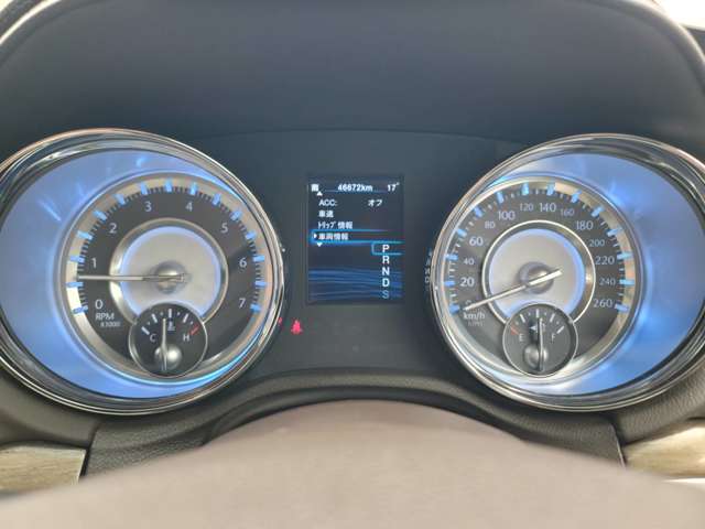 クライスラー ３００ Ｃ　ラグジュアリー H25年 (関東) 99