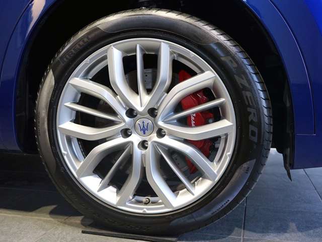 マセラティ レヴァンテ モデナ ４ＷＤ R4年 (関東) 99
