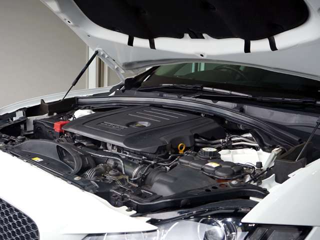 ジャガー Ｆペース ２０Ｄ プレステージ ４ＷＤ H28年 (関東) 99