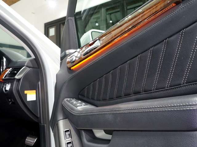メルセデスベンツ ＧＬＳクラス ３５０ Ｄ ４マチック スポーツ ４ＷＤ H28年 (関東) 99