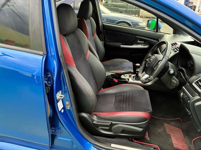 スバル ＷＲＸ　ＳＴＩ ＳＴＩ ２．０ ４ＷＤ H26年 (関東) 99