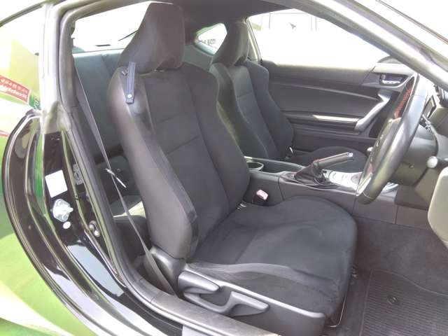 スバル ＢＲＺ ２．０ Ｒ H27年 (関東) 99