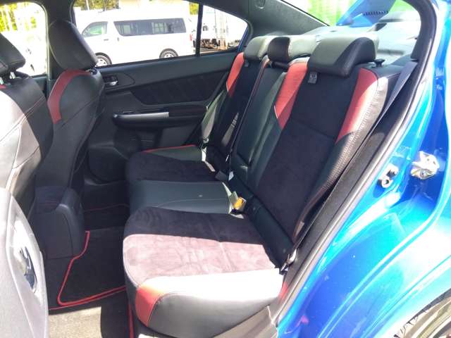 スバル ＷＲＸ　ＳＴＩ ＳＴＩ ２．０ タイプＳ ４ＷＤ H29年 (関東) 99