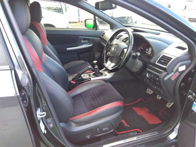 スバル ＷＲＸ　ＳＴＩ ＳＴＩ ２．０ ４ＷＤ H28年 (関東) 99
