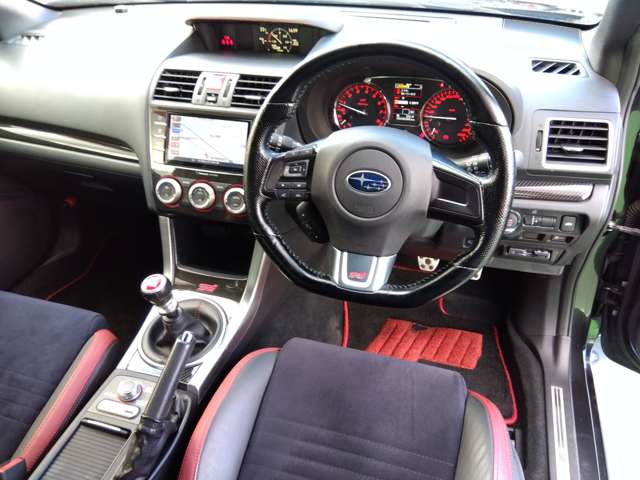 スバル ＷＲＸ　ＳＴＩ ＳＴＩ ２．０ ４ＷＤ H28年 (関東) 99