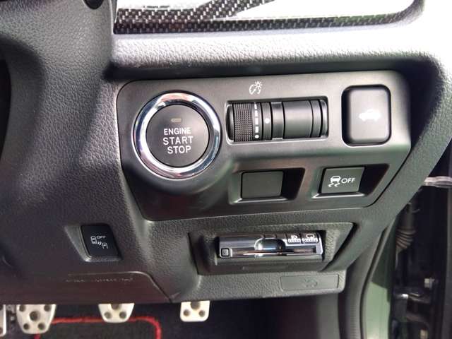 スバル ＷＲＸ　ＳＴＩ ＳＴＩ ２．０ ４ＷＤ H28年 (関東) 99