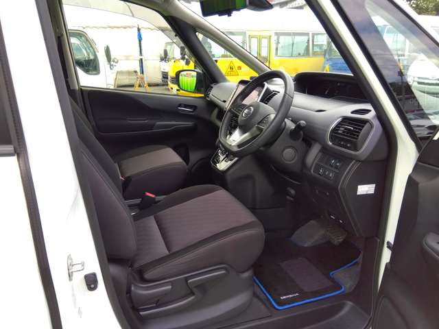 日産 セレナ １．２ Ｅ－ＰＯＷＥＲ ハイウェイスター Ｖ R4年 (関東) 99