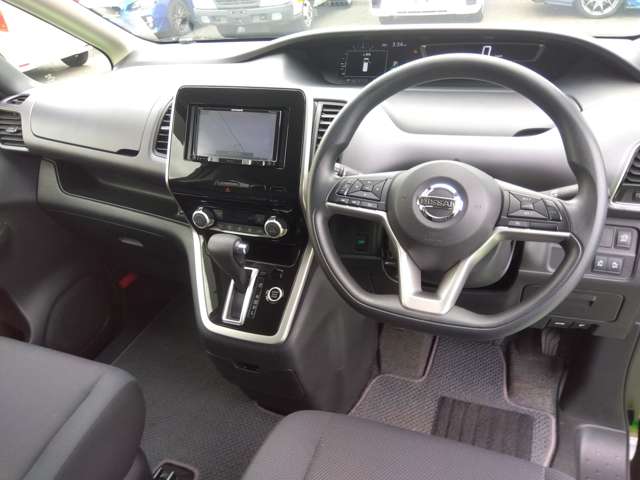 日産 セレナ ２．０ Ｘ ＶセレクションＩＩ R1年 (関東) 99