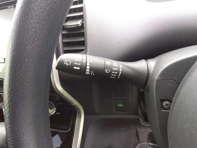 日産 セレナ ２．０ Ｘ ＶセレクションＩＩ R1年 (関東) 99