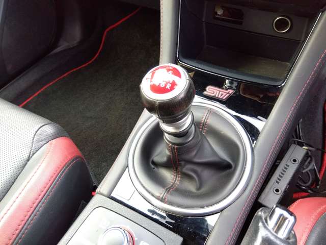 スバル ＷＲＸ　ＳＴＩ ＳＴＩ ２．０ タイプＳ ４ＷＤ H29年 (関東) 99