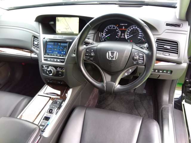ホンダ レジェンド　ハイブリッド ３．５ ４ＷＤ H27年 (関東) 99