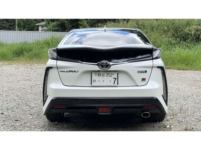 トヨタ プリウスＰＨＶ １．８ Ｓ ナビパッケージ ＧＲ スポーツ H29年 (関東) 99