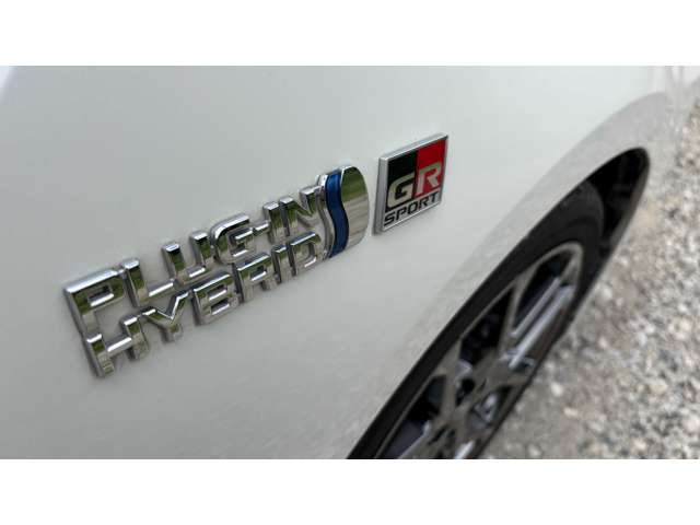 トヨタ プリウスＰＨＶ １．８ Ｓ ナビパッケージ ＧＲ スポーツ H29年 (関東) 99