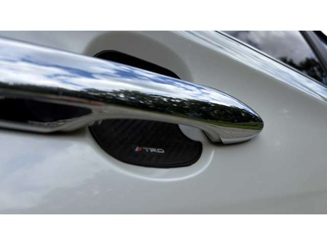 トヨタ プリウスＰＨＶ １．８ Ｓ ナビパッケージ ＧＲ スポーツ H29年 (関東) 99