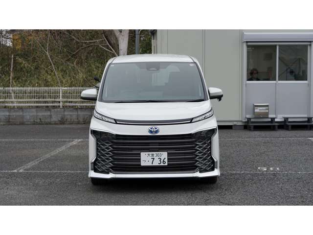 トヨタ ヴォクシー １．８ ハイブリッド Ｓ－Ｚ R7年 (関東) 99