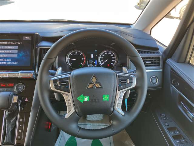 三菱 デリカ　Ｄ：５ ２．２ シャモニー 電動サイドステップ非装着車 ディーゼルターボ ４ＷＤ R7年 (関東) 99
