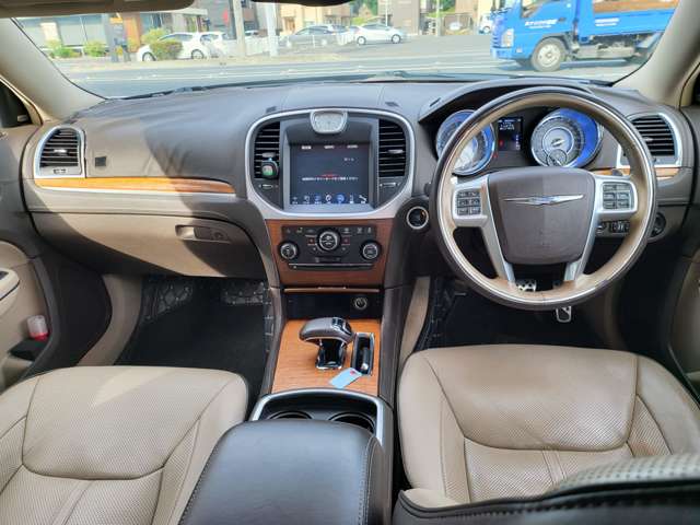 クライスラー ３００ Ｃ　ラグジュアリー H27年 (関東) 99