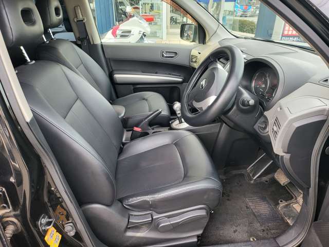 日産 エクストレイル ２．０ ２０Ｘ ４ＷＤ H19年 (関東) 99