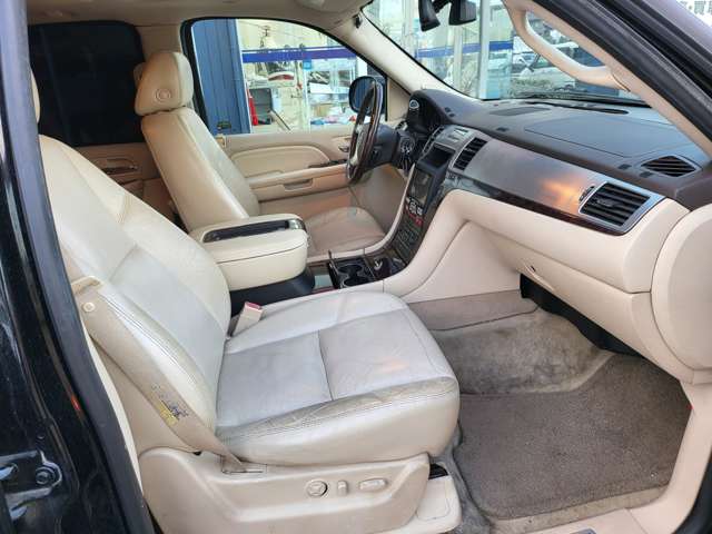 キャデラック エスカレード ＡＷＤ ４ＷＤ H22年 (関東) 99