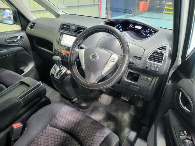 日産 セレナ ２．０ ハイウェイスター Ｇ Ｓ－ＨＹＢＲＩＤ H25年 (関東) 99