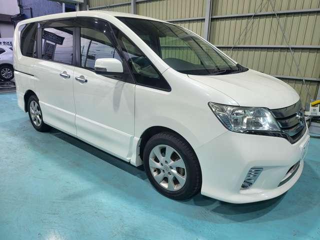 日産 セレナ ２．０ ハイウェイスター Ｇ Ｓ－ＨＹＢＲＩＤ H25年 (関東) 99
