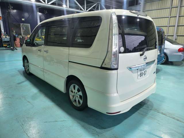 日産 セレナ ２．０ ハイウェイスター Ｇ Ｓ－ＨＹＢＲＩＤ H25年 (関東) 99