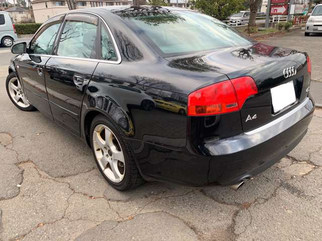 アウディ Ａ４ ２．０ ＴＦＳＩ クワトロ ４ＷＤ H17年 (関東) 99