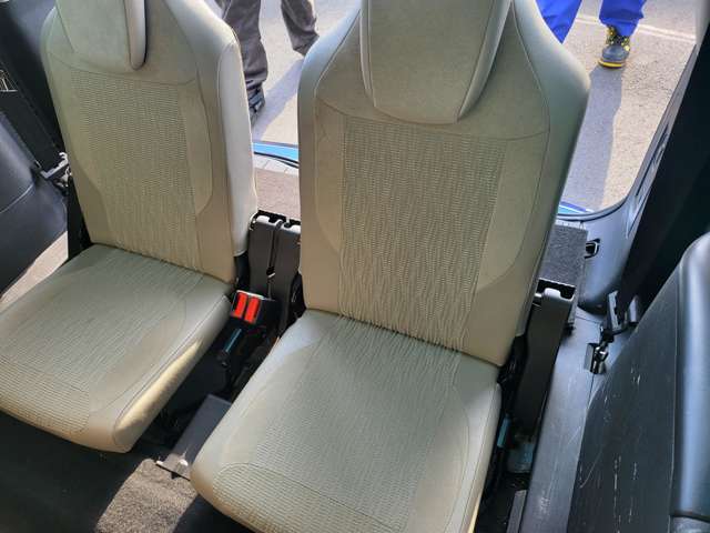 シトロエン Ｃ４　ピカソ １．６Ｔ　エクスクルーシブ H23年 (関東) 99