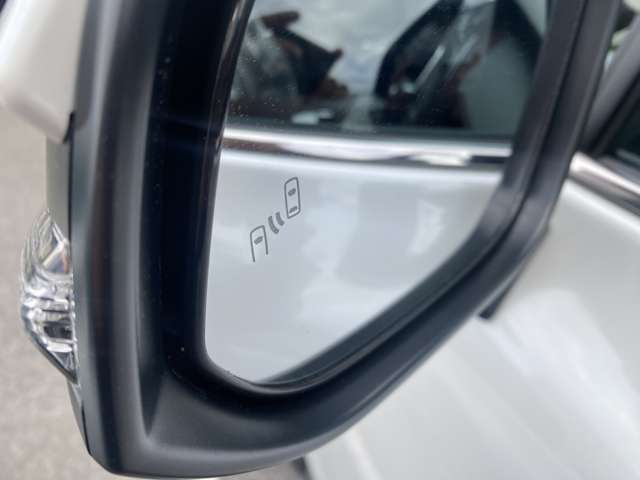 トヨタ ハリアー　ハイブリッド ２．５ ハイブリッド Ｚ レザーパッケージ R8年 (関東) 99