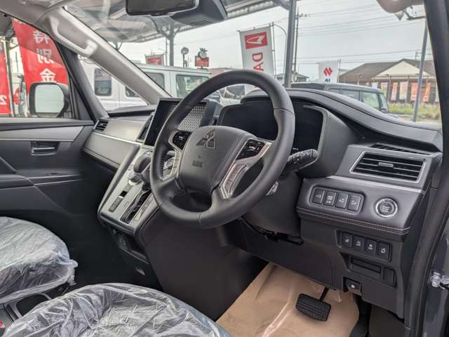 三菱 デリカ　Ｄ：５ ２．２ Ｇ パワーパッケージ ディーゼルターボ ４ＷＤ R8年 (関東) 99